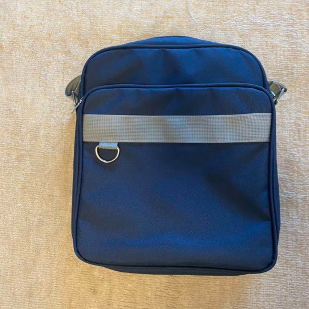 BAG SCHOOL.